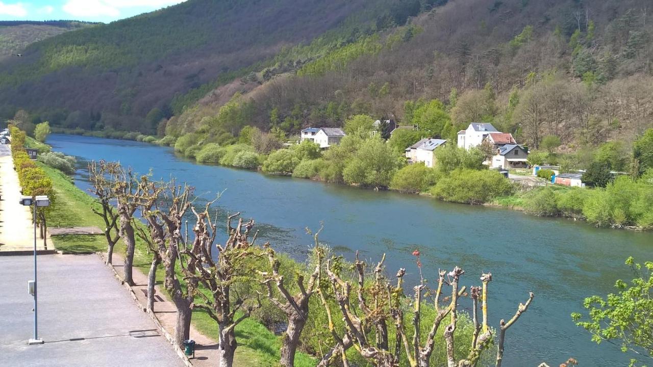 Villa Les Quais De Meuse à Revin  Extérieur photo